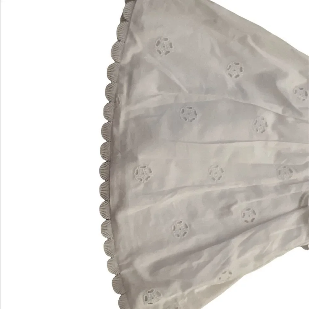 Chloé white lined eyelet dress lots of unique detail